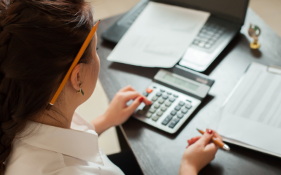 In-House Vs. Outsourced Bookkeeping for Small Businesses: Making the Right Choice